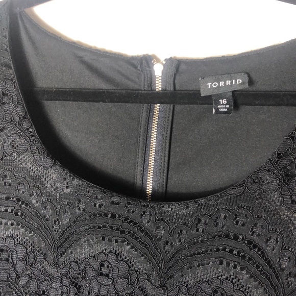 Torrid Intricate Long Two Tiered Black Lace Party Dress! - Picture 3 of 9